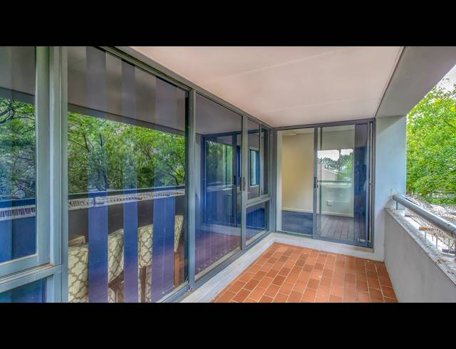 346M² BUSINESS CENTRE TO LET IN BRYANSTON
